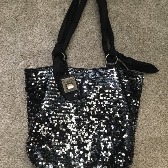 Vera Wang Handbags - Sequin Vera Wang Purse